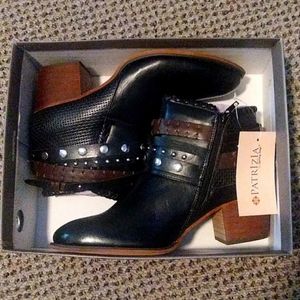 NWT Strappy Spring Step Boots Patrizia